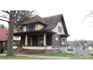 616 Wall Ave, Cambridge, OH 43725-1442