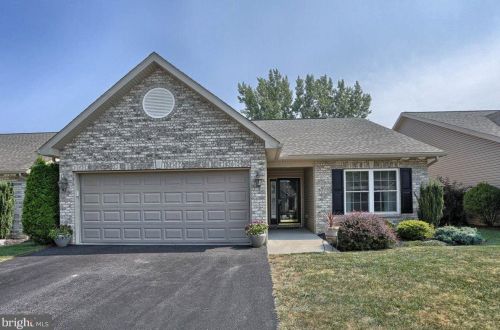 61 Keswick Dr, Navy Sup Dpt, PA 17050-7917
