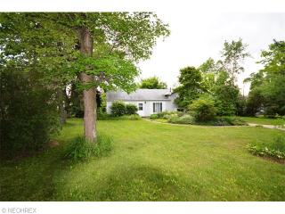 5006 Grafton Rd, Brunswick, OH 44212-6209