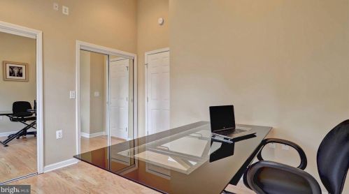 7127 Roosevelt Ave, Falls Church VA  22042-1623 exterior