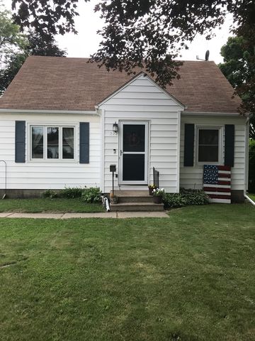 222 Gayle St, Waterloo, IA 50701-1812