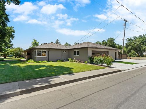 127 College St, Woodland CA  95695-3221 exterior