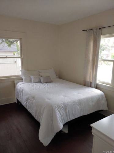 4250 Ramona Dr, Riverside CA  92506-1162 exterior