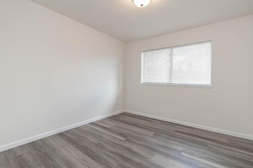 2485 Hampton Way, Turlock CA  95382-0733 exterior