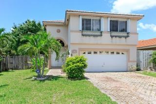 9138 157th Avenue Rd, Miami, FL 33196-5871