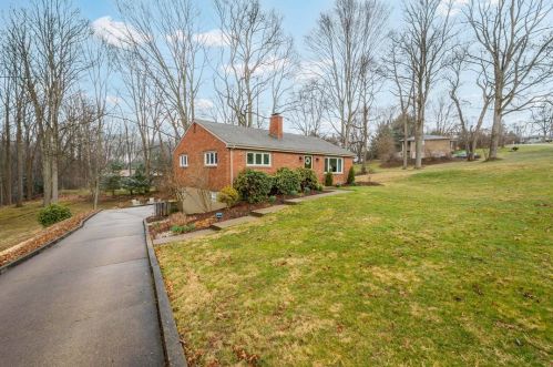 2334 Haven Ct, Sewickley, PA 15143-8545