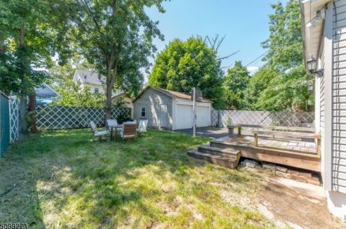 398 Drake Ave, Roselle NJ  07203-1414 exterior