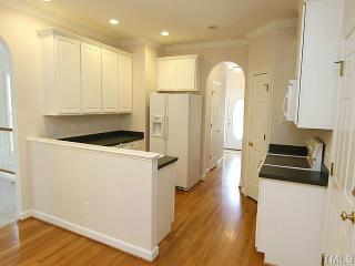 8424 Eagle View Dr, Durham NC  27713-6337 exterior