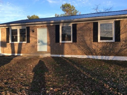 111 Amber Lynn Cir, Columbia, TN 38401-8934