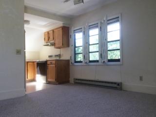 8 Buckingham St, Rochester NY  14607-2212 exterior