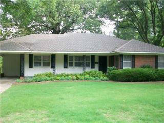 4134 Chickasaw Rd, Memphis TN  38117-1618 exterior