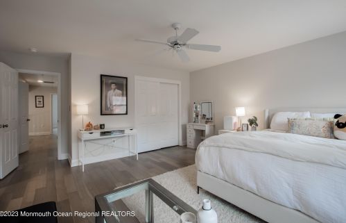 14 Eastborne Dr, Little Silver NJ  07739-1235 exterior
