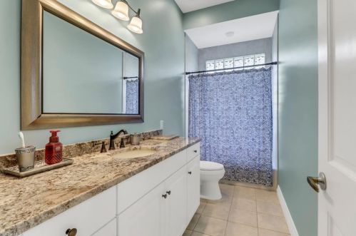 11268 Longshore Way, Naples FL 34119-8824 exterior