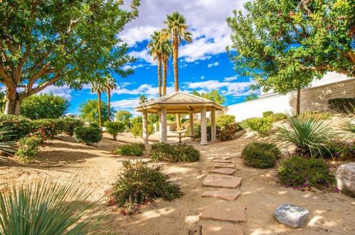 79 Calle Manzanita, Rancho Mirage CA  92270-4140 exterior