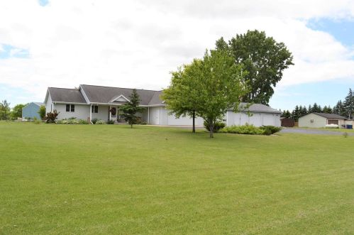 3512 Eaton Rd, Green Bay, WI 54311-8105