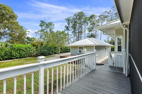 5544 Cynthia Ln, Naples FL  34112-5454 exterior