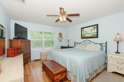 23 La Puerta Del Norte, Fort Pierce FL  34951-2881 exterior