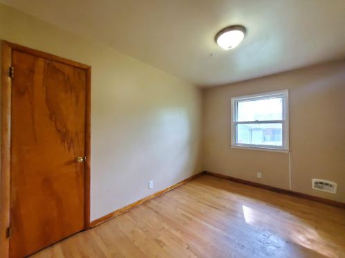 5151 83rd St, Milwaukee WI  53218-3647 exterior