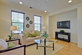 481 Tristania Ter, Sunnyvale, CA 94086-2610