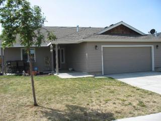 1986 Joshua Tree Ct, Eagle Crest, OR 97756-1547