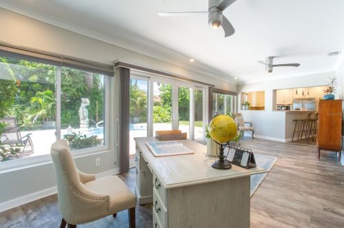 12050 4 St, Saint Petersburg FL  33706-4426 exterior