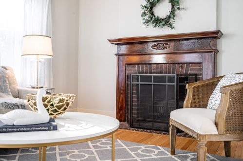 8219 Red Arrow Ct, Milwaukee WI 53213-3023 exterior