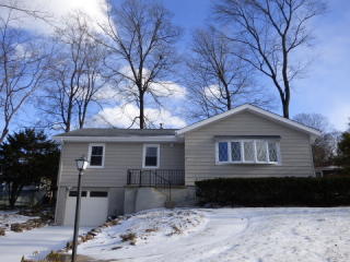 23 Lake Shore Rd, Hardyston, NJ 07460-1213