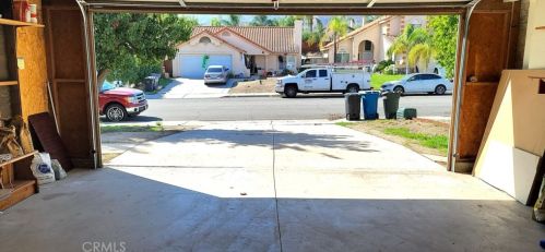 166 Nebraska St, Lake Elsinore CA  92530-1861 exterior