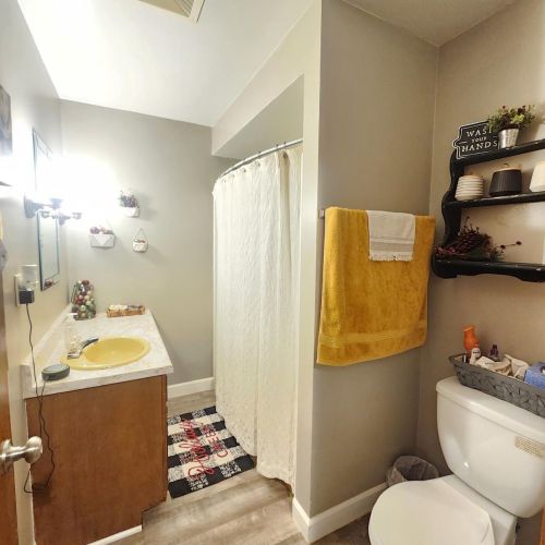 1012 Airport Rd, Menasha WI  54952-2021 exterior