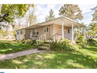 100 Broad St, Romansville, PA 19320-2312