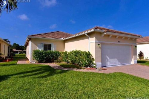 873 Rocky Bayou Ter, Fort Pierce FL  34986-2066 exterior