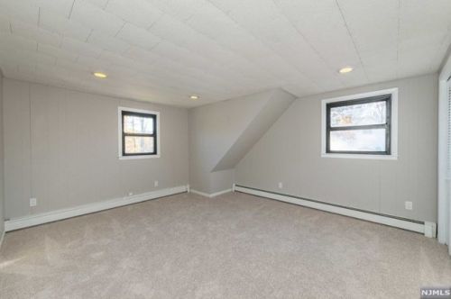 452 Rdg Rd, West Milford Lakes NJ  exterior