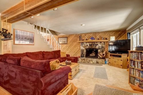 677 Tehama Dr, South Lake Tahoe, CA 96150-5388