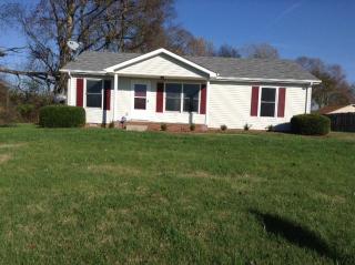 1055 Tolliver Way, Clarksville, TN 37040-2811