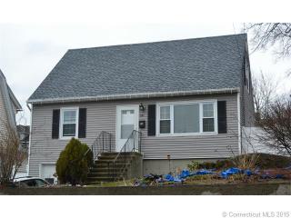 591 Gurdon St, Bridgeport, CT 06606-4327