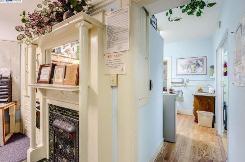 478 36 St, Oakland CA 94609-2327 exterior