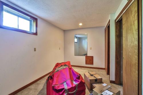 3024 Triplecrown Dr, North Bend OH  45052-9607 exterior