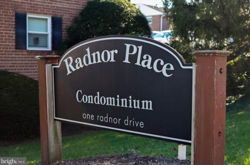 1 Radnor Dr, Newtown Square PA  19073-4276 exterior