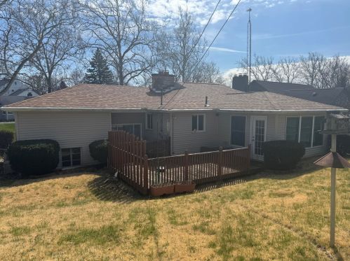 1913 Fairway Dr, Springfield OH 45504-1218 exterior