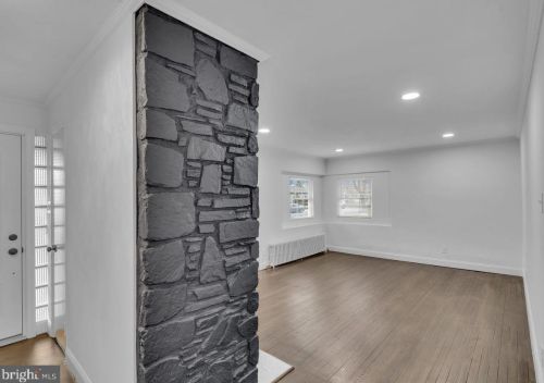 193 Woodland Ave, Trenton NJ  08638-2522 exterior