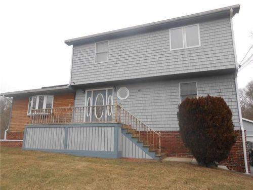 40 Furey Ave, Tiverton, RI 02878-3813