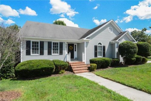 5702 Manor Ridge Trl, Greensboro, NC 27407-6387