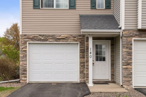 140 19th Ave, Spectacle Lake, MN 55008-9330