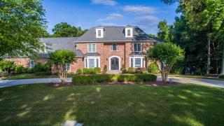 3500 Plantation Rd, Charlotte, NC 28270-0731