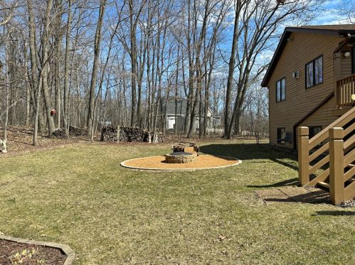 3028 Bendamar Ln, West Bend, WI 53090-8644