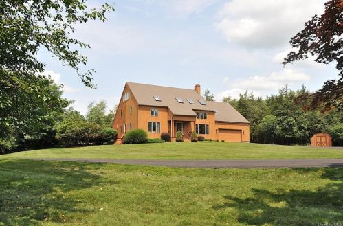 25 Foley Rd, Warwick NY  10990-2822 exterior