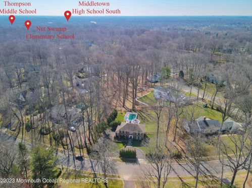 162 Borden Rd, Middletown NJ  07748-3050 exterior