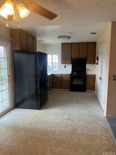 7083 Idyllwild Ln, Riverside CA  92503-1029 exterior