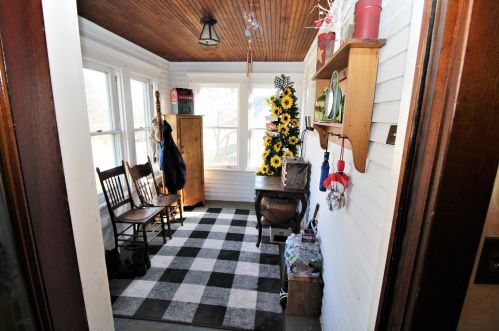1419 Main St, Watertown, WI 53094-4031
