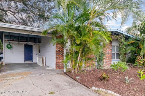 1560 Thoreau St, Titusville FL  32780-6263 exterior